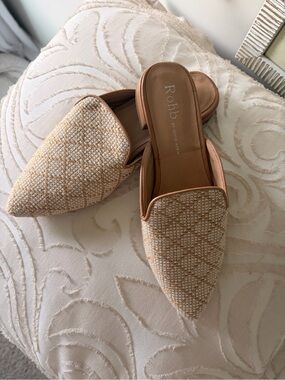 Pointed Toe Mule Flats Slip-On Shoe Beige size 7.5